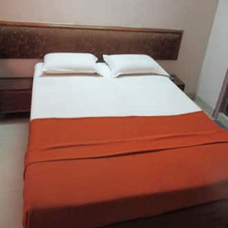 Sri Ishwarya Residency, Rajahmundry 2